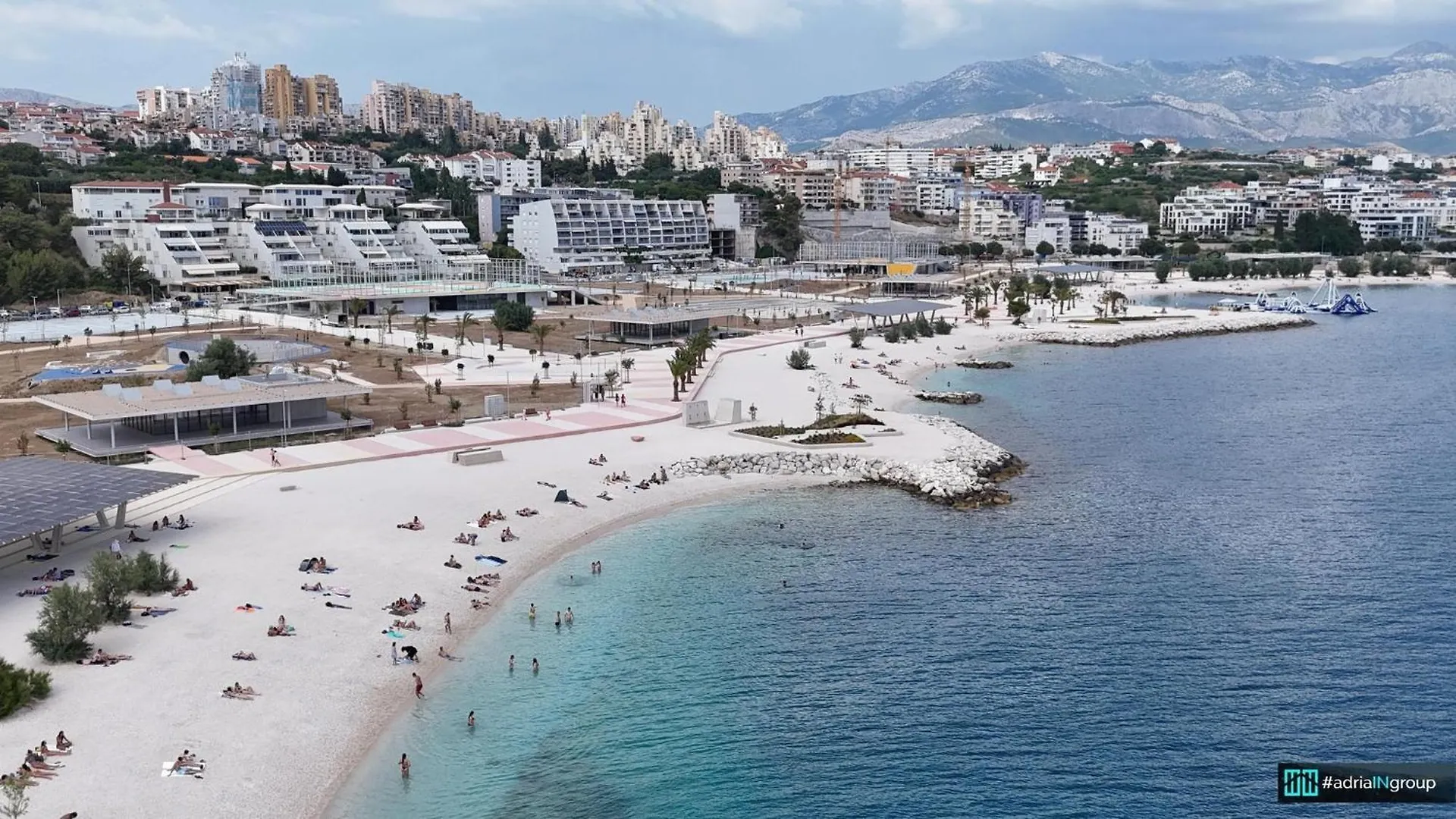 Apartment Verdi Split With Free Private Parking Space