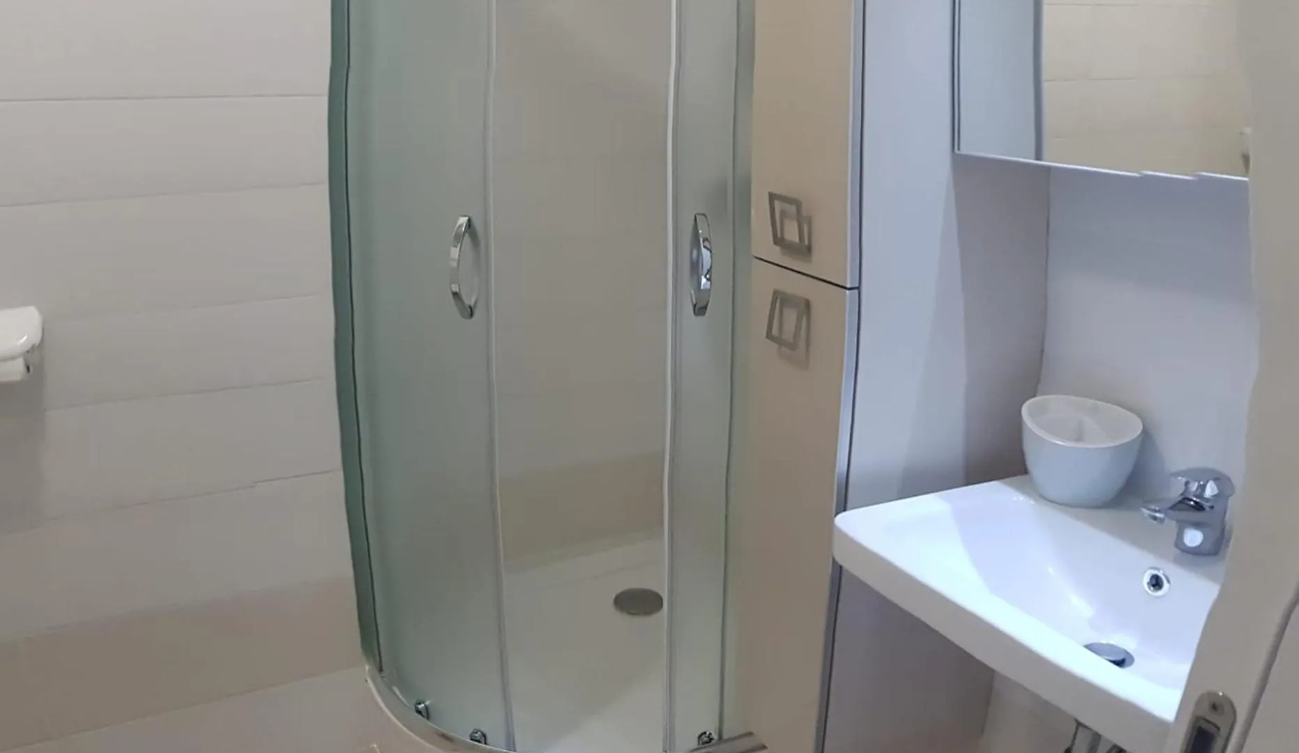 Apartment Verdi Split With Free Private Parking Space